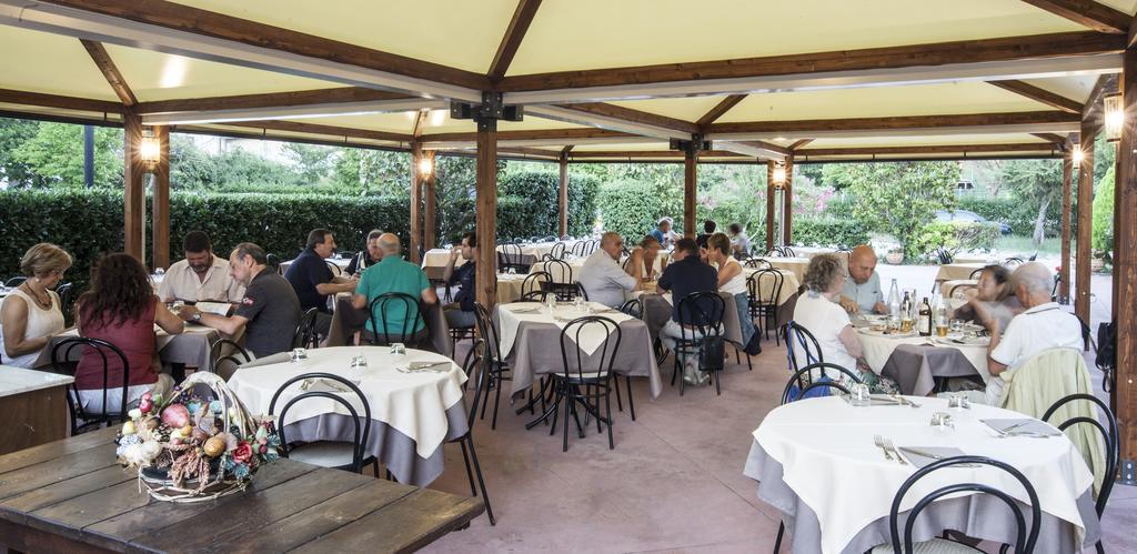 Albergo Vecchio Forno Spoleto Exterior foto